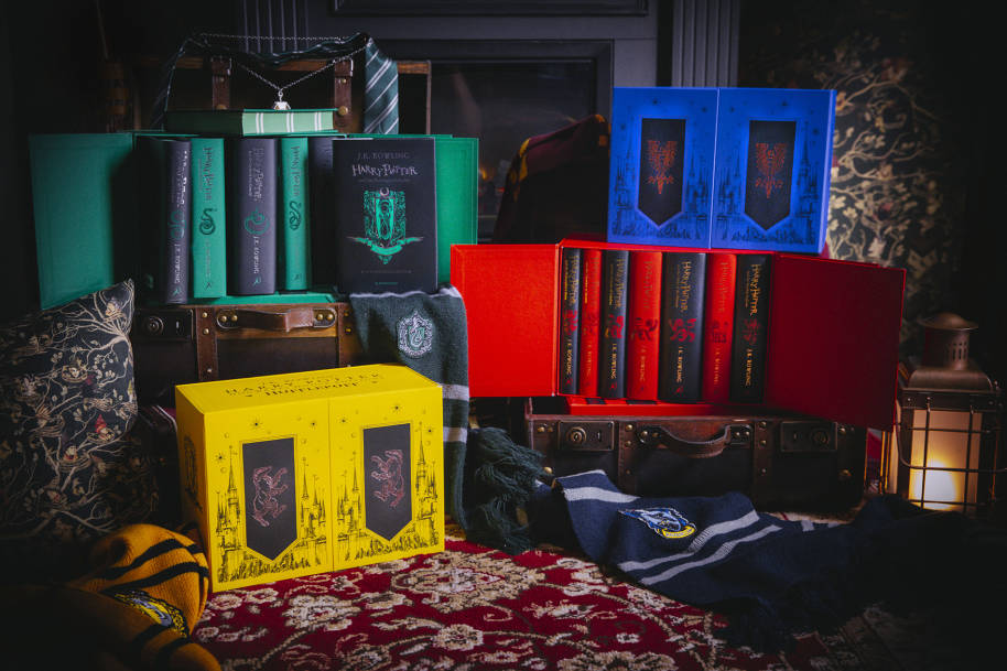 Bloomsbury-House-Covers-Lifestyle-Gift-Guide