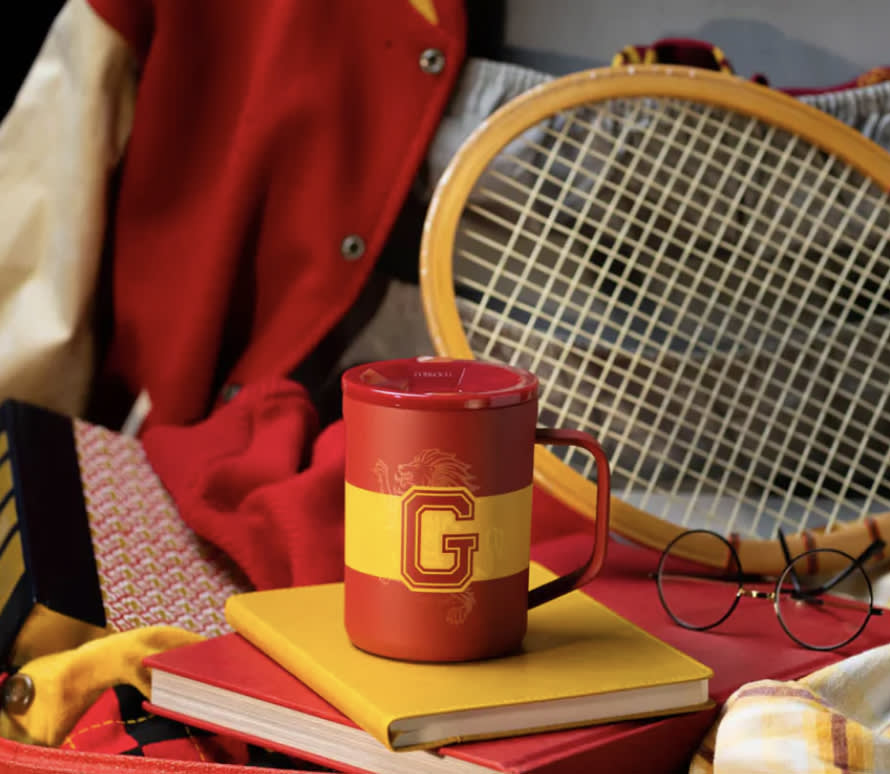Hogwarts-House-Pride-Gift-Guide-Corksicle-Lifestyle